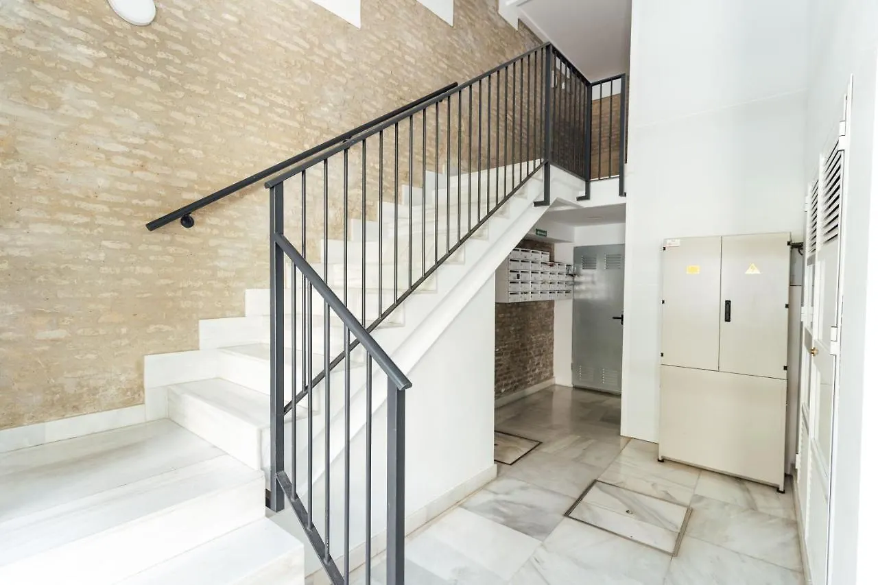 Mintystay - Penthouse Feria Seville Apartment
